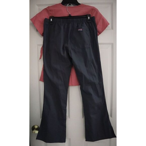 Grey’s Anatomy & Cherokee Womens Sz XXS Pink 3-Pocket Top & Gray Scrub Pants Set - Picture 2 of 15